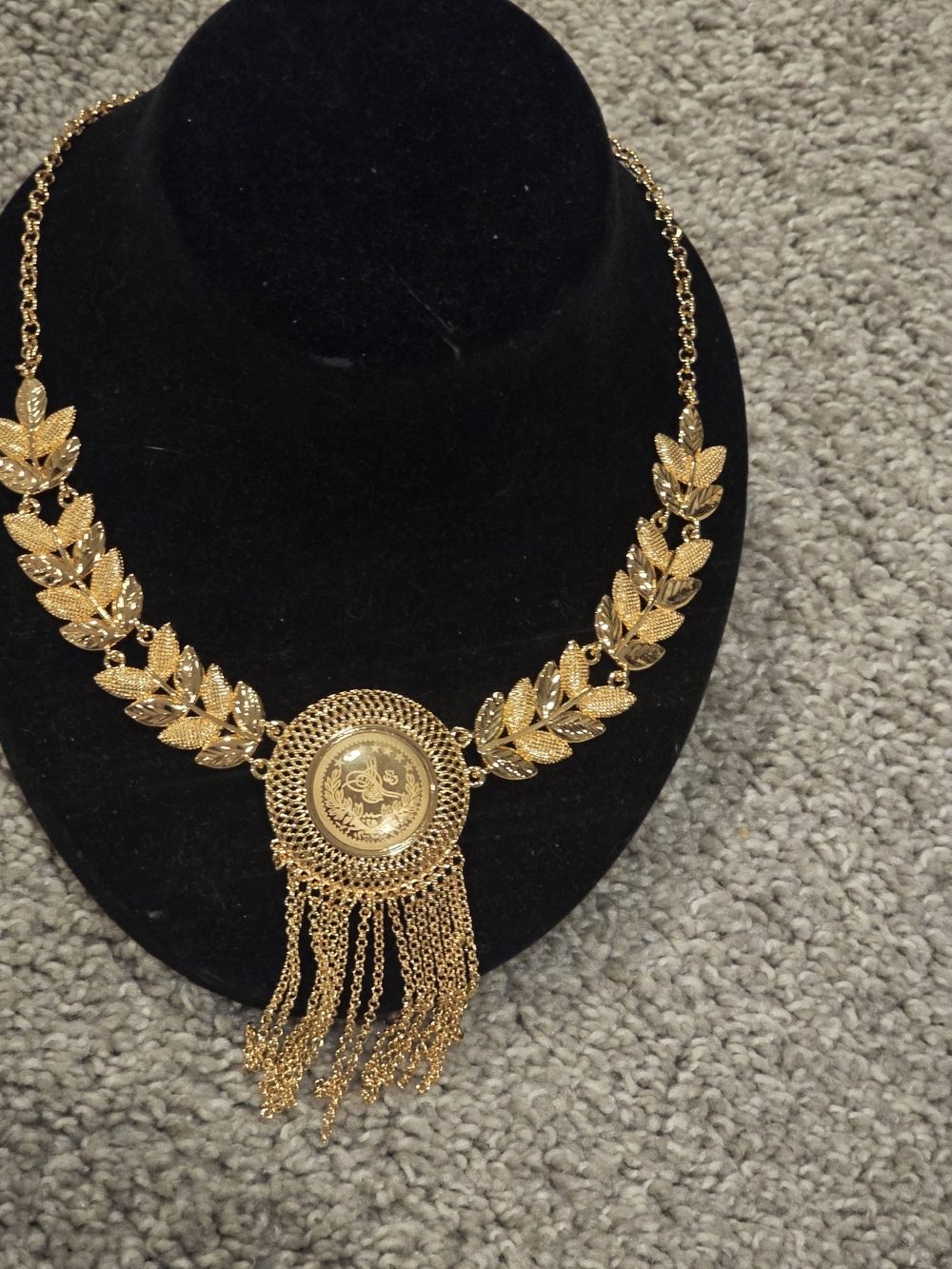 22kgp Dubai Jewelry Gold Leaf Tassel Statement Necklace